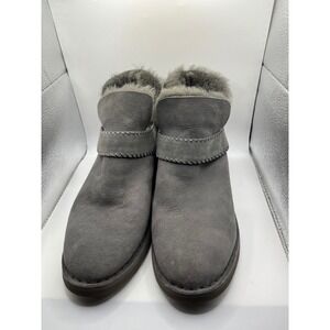 UGG Australia Women's Gray Suede Sheepskin Lined Ankle Boots Size 9‎